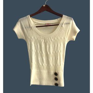 CANDIE'S- WOMEN IVORY KNIT CREW NECK SHORT SLEEVE TOP SIZE SMALL